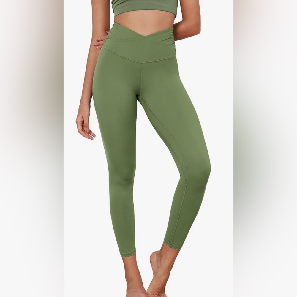 Ododos size small 7/8 cross waist leggings